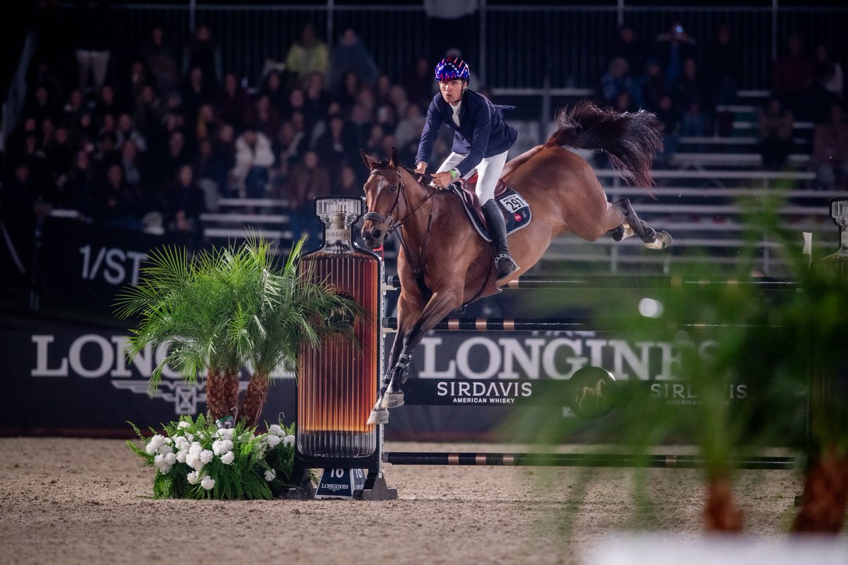 FEI_Global's tweet image. You’ve seen their round…Now here’s their story. ✨🐎

Cook and his lightning-fast Selle Français mare, Caracole de la Roque, fresh off their Team Silver at Paris 2024, were the ones to claim an electrifying home-soil victory in @santaanitapark. 🏆⚡️

Now a global star,…