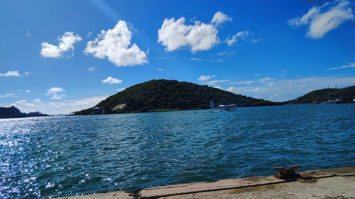 Here's a GM for you, GM
Hope it brightens your day a little
Not gonna twist your arm to say it back
But you are free to
Have a blessed day