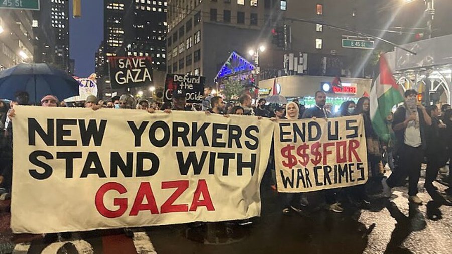 HeartsofOakUK's tweet image. While Republicans Fight Over Israel, Islam Establishes Itself in America. Its time to focus on the real frontline.
NYC with 275 mosques.
Irving,TX with 2 sharia courts.
Paterson “Little Ramallah”, NJ with its streets lined with halal shops.
Houston, TX with dozens of Islamic…