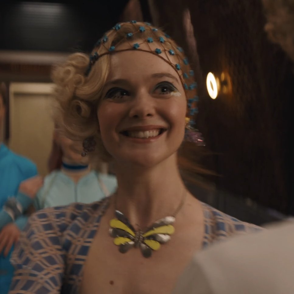 westsidesorry's tweet image. FIRST LOOK AT YOUNG EFFIE TRINKET