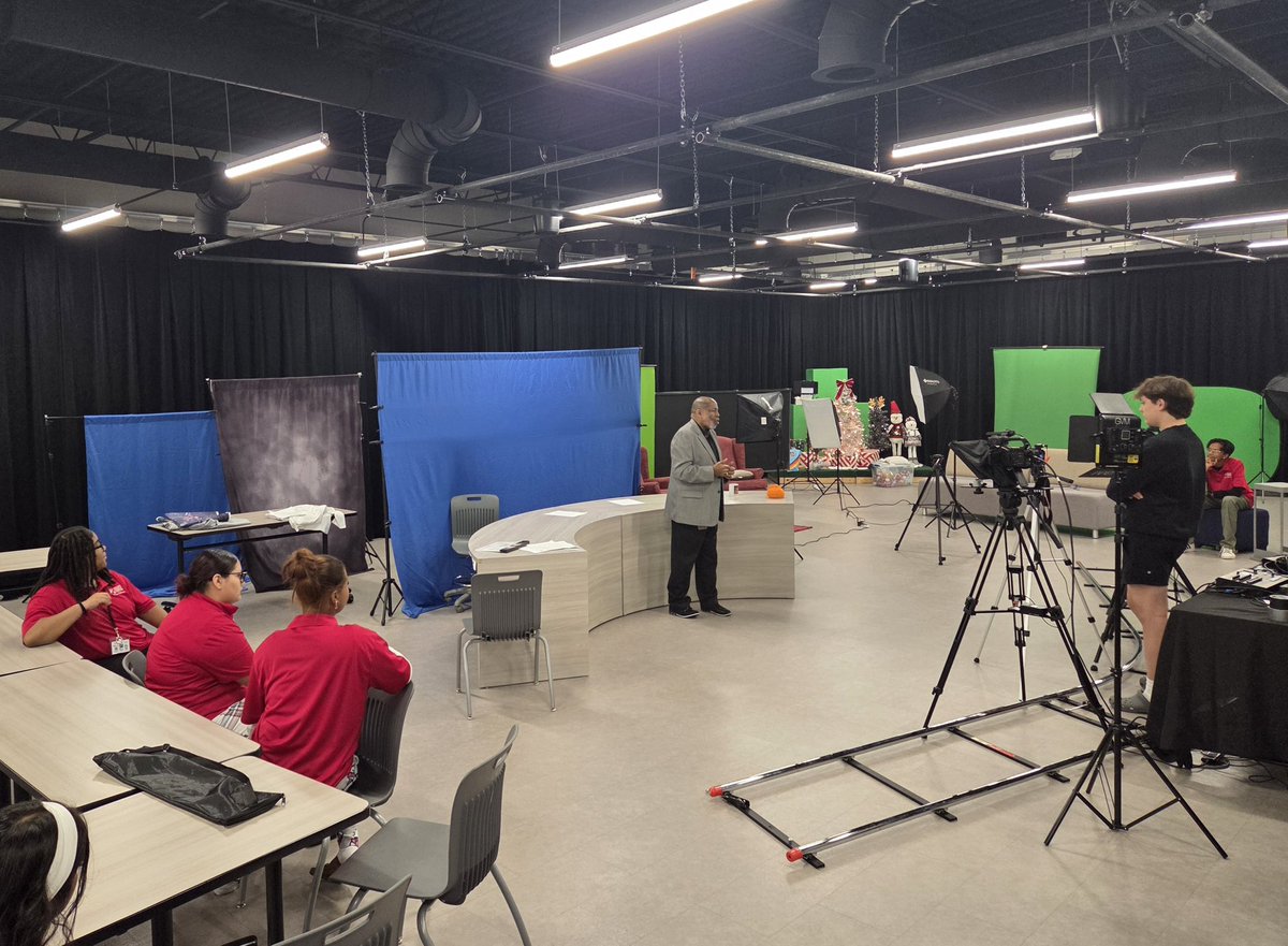 CTEReeseCenter's tweet photo. This morning our Education &amp; Training teacher, Dr. Bennett Smith, recorded a #TEDTALK called "the Attitude for Success" in the AV Studio to model for Education students.  @SquiresAtReese @FBISD_CTE https://t.co/804eepkKhT