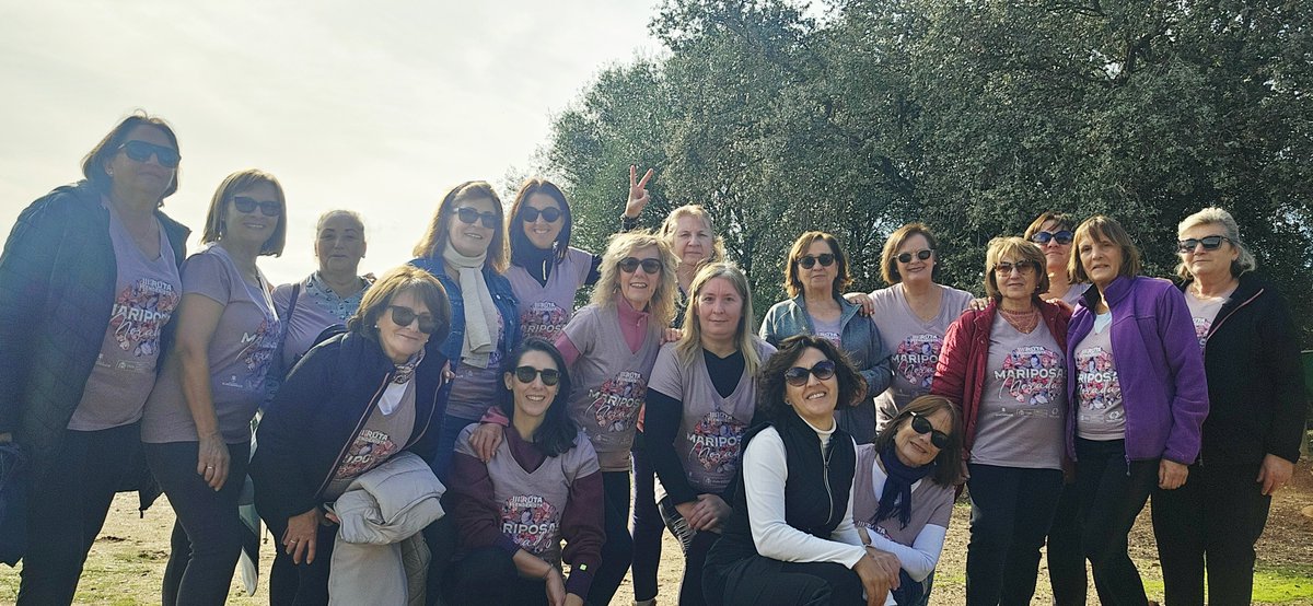 Ayer recibimos la visita de un grupo de mujeres de la Concejalía de Igualdad del Ayuntamiento de Almendralejo. Una ruta especial, terapéutica, donde la #naturaleza del <a href="/PN_Cornalvo/">Parque Natural de Cornalvo</a> fue aliada del cuerpo y la mente💚
¡Gracias por vuestra energía!