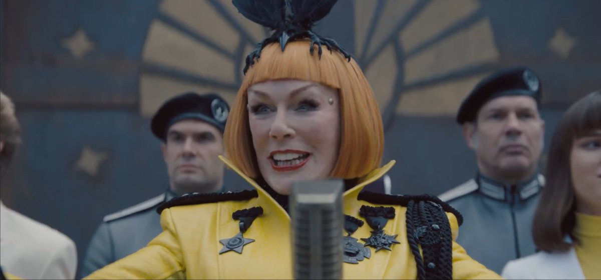 PopCrave's tweet image. First look at Glenn Close as Drusilla Sickle in ‘The Hunger Games: Sunrise on the Reaping.’
