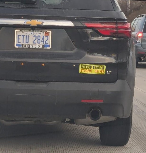 FenixAmmunition's tweet image. Maybe two years ago I started noticing these &quot;Student Driver&quot; stickers on a huge number of vehicles in my area.

Almost without fail, the driver is not some young kid learning how to drive - it&apos;s an adult, and quite clearly someone who hasn&apos;t been in this country very long.

All…