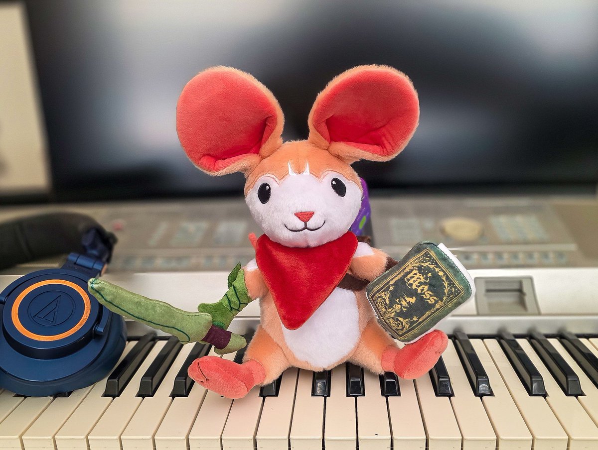 Thank you <a href="/PolyarcGames/">Polyarc - Moss and Glassbreakers</a>, I love her!!