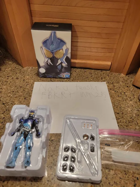 oma_ender's tweet photo. Selling a complete Seihou Shauta for $65 shipped in the usa. DM if interested. #kamenrider https://t.co/20lKu7nSuS