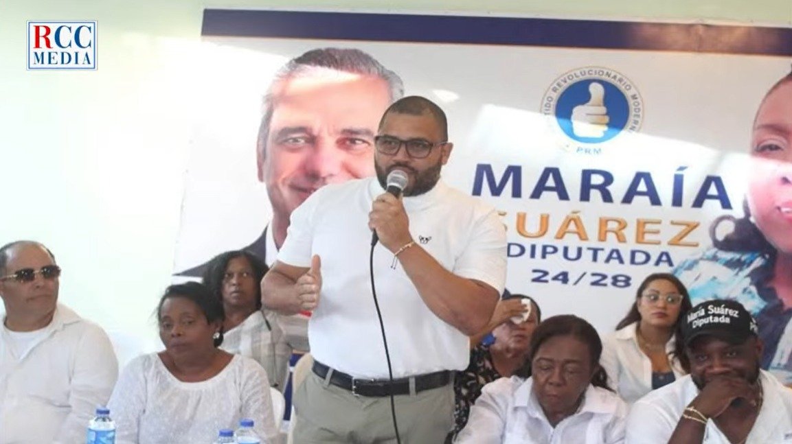 Insisto, el PRM (@prm_oficial) tiene más narcos per cápita que todos los otros partidos juntos. 

Hoy la DEA (<a href="/DEAHQ/">DEA HQ</a>), sí... la DEA no el gobierno 🇩🇴; se llevó 10 personas más, entre ellas un regidor de Boca Chica —Francisco Paulino, conocido como “El Perro”—  y un aspirante a la