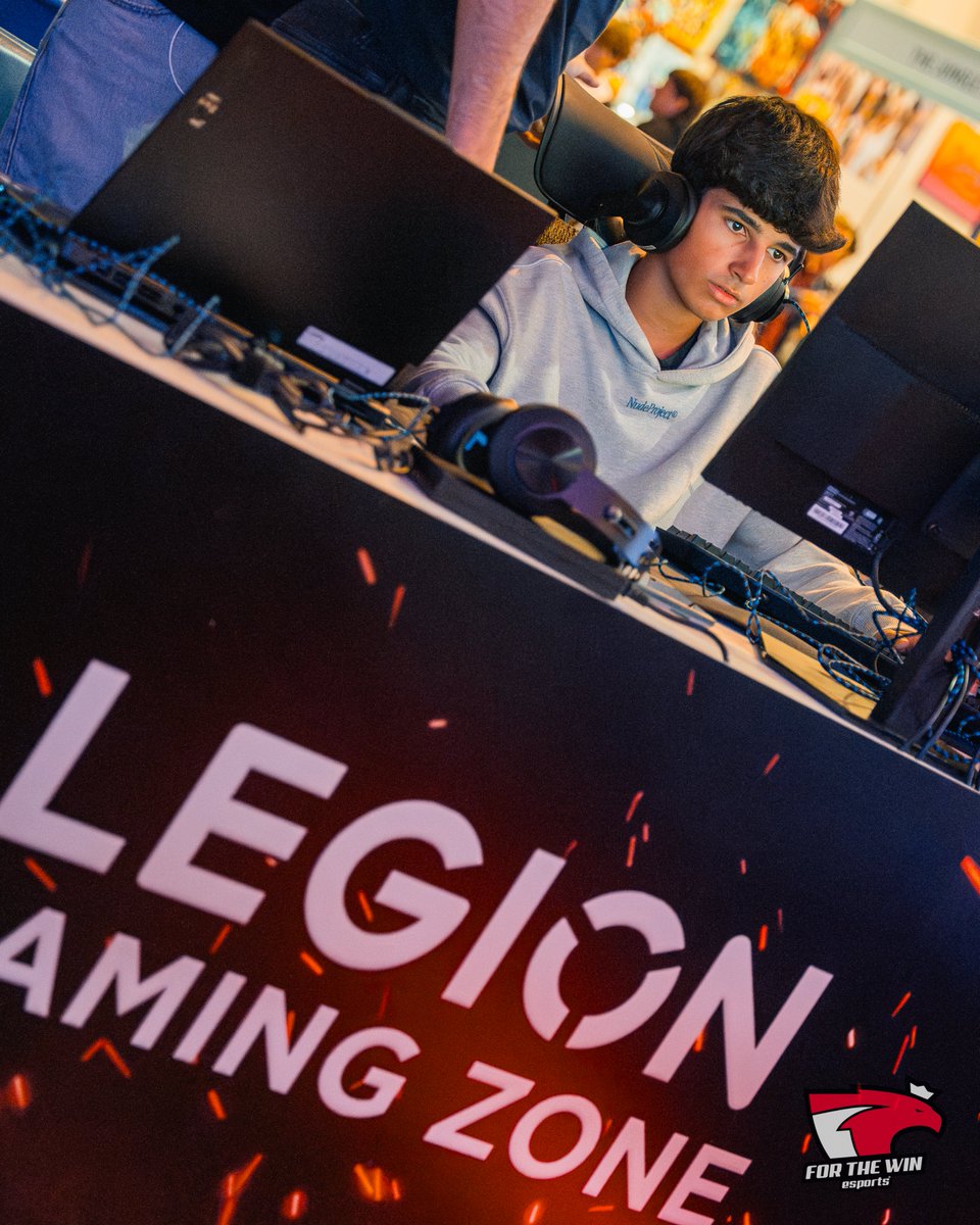 ftwesports's tweet image. Mostra que és o #KingOfTheArmy e conquista os 1x1! 👑
No nosso stand e da @lenovoportugal vais poder competir em LoL, CS2, Fortnite e Rocket League!

#ftwesports #FTWLGW