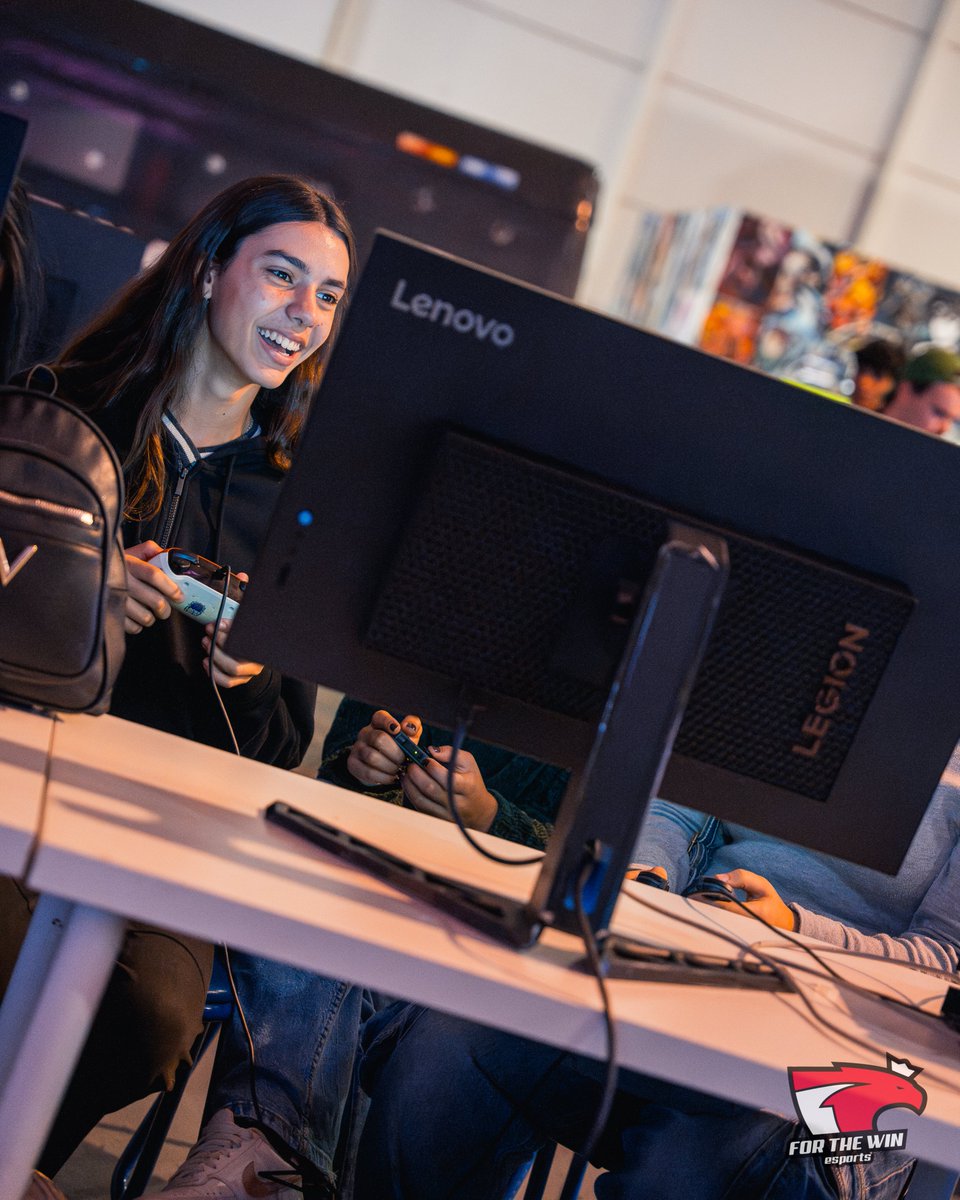 Mostra que és o #KingOfTheArmy e conquista os 1x1! 👑
No nosso stand e da <a href="/lenovoportugal/">Lenovo Portugal</a> vais poder competir em LoL, CS2, Fortnite e Rocket League!

#ftwesports #FTWLGW