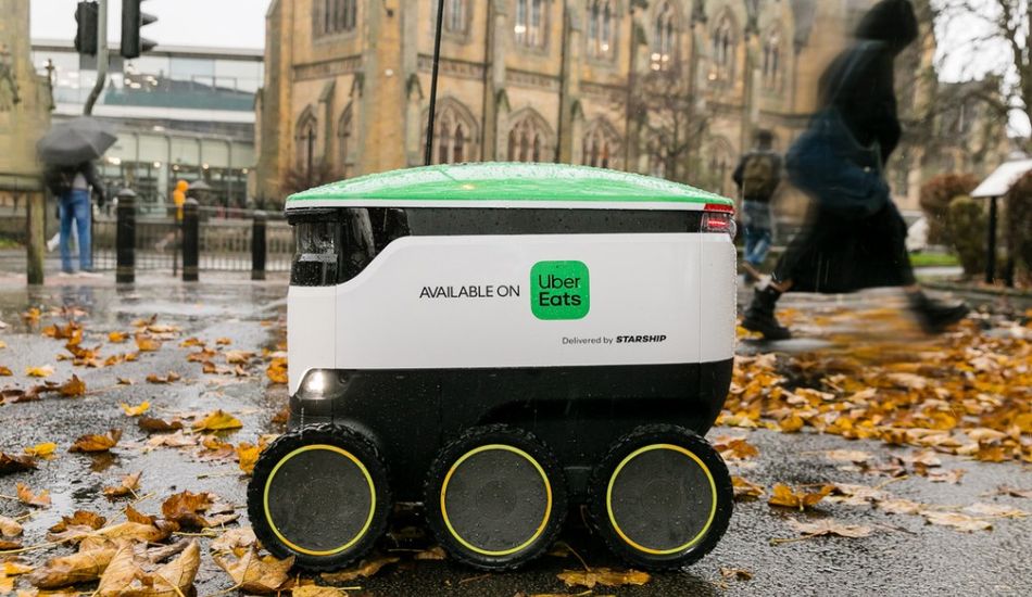 TechDropsNetFR's tweet image. Uber Eats s&apos;associe à Starship Technologies pour amener des robots de livraison de nourriture au Royaume-Uni, avec des plans d&apos;expansion en Europe et aux États-Unis. #actualités  #UberEats #Robots #Livraison #RU
Link: fr.techdrops.news/post/uber-eats…