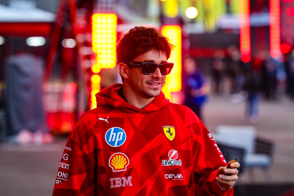 F1's tweet image. Striking a pose under the Vegas lights 😎

#F1 #LasVegasGP