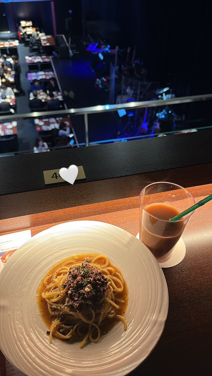 aoi_jips's tweet image. Crystal Kay at ビルボード東京
2ステージ最高に楽しかった〜🫶🏻

ドラムソロのFUYUさん
バチバチすぎてちょーかっこいい🥹💕

下も近くて楽しかったけど
上もドラムの音が響いてた🥁

生の音楽ほんと最高で癒されたな〜！
すっごく幸せです♡

12/3の大阪も楽しみ🐒

#Billboard #crystalkay #FUYU