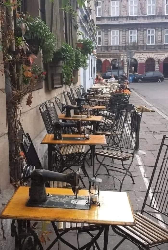 BiancoDavinci's tweet image. The Sewing Machine Café is one of the many cultural cafés in Kraków, Poland. It is themed around Singer sewing machines that were produced here, and most of its tables are in fact old sewing machines.