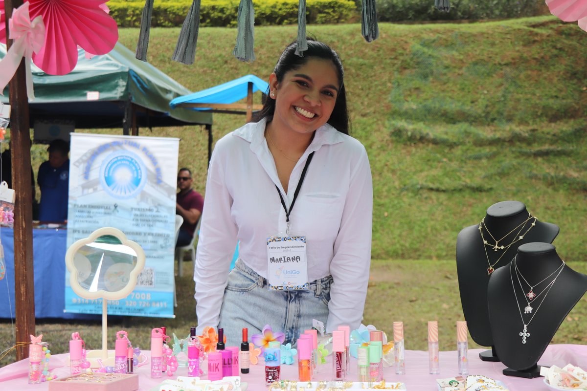 La creatividad de nuestros estudiantes brilló: veinte emprendimientos que conquistaron la Feria en Unisabaneta   unisabaneta.edu.co/2025/11/20/la-… 

#caequinos