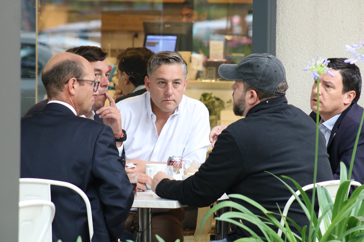 Reunión entre comando de Kast y nacional libertarios fue junto al diputado Kaiser <a href="/Emol/">Emol.com</a>