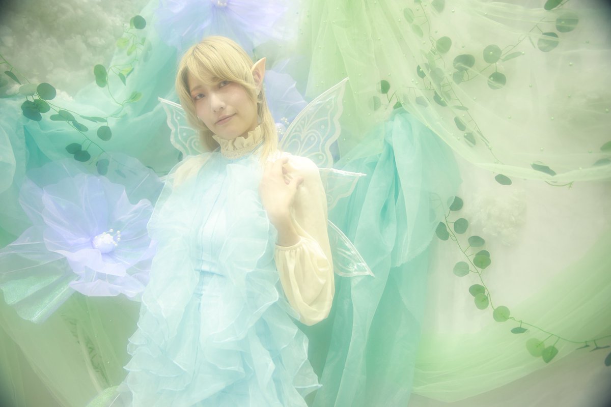 yui92_photo's tweet photo. 今年のデザフェス、初めてプレスの方が取材立ち寄ってくださったの嬉しかった!!
来年も頑張ろうかなってモチベになった。
スマホでの自撮り、戦利品撮影は無料!
撮影サービスは破格でやってます!
写真集の販売がメインですが可愛いブースみて!って気持ち強めです♡
#デザフェス62 #J412 https://t.co/2OnSitGfcA