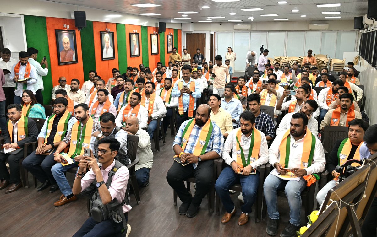 Devansh Shah tweet media