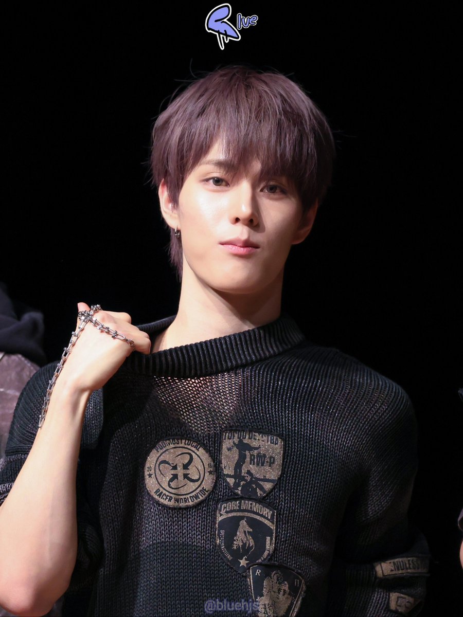 251120 디어마이뮤즈 대면 
와.. 🥰
#진식 #싸이커스 #jinsik #xikers 💙