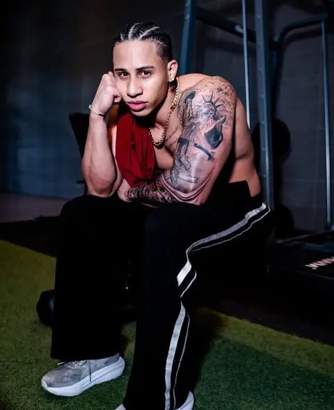 Frekisimo91  tweet media