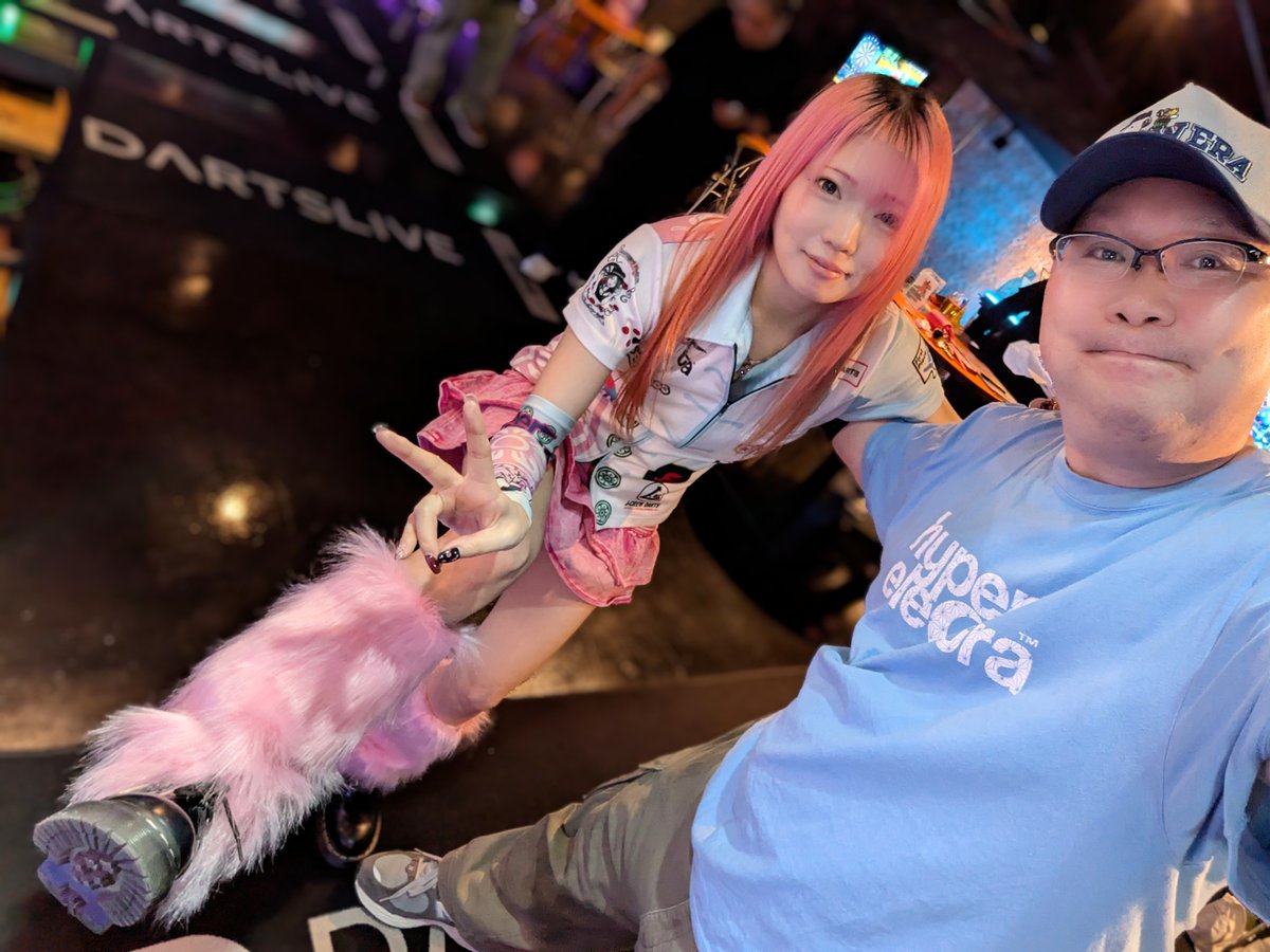 koumietemaruiyo's tweet image. Link蒲田牧野百花プレイヤーデイ🎯
ダーツやってカラオケやって楽しいLink蒲田さん
松田聖子の青い珊瑚礁とっても良かったわ🥰
ジョジョ立ちっぽいのもかわちーねぇ(*´ω`*)💕
仕事の疲れも吹き飛ぶわ(*´ω`*)
肝心のダーツも調子良かったし大満足でしたヽ(*ﾟ▽ﾟ)ﾉ
茨城大会頑張ってね😊👍