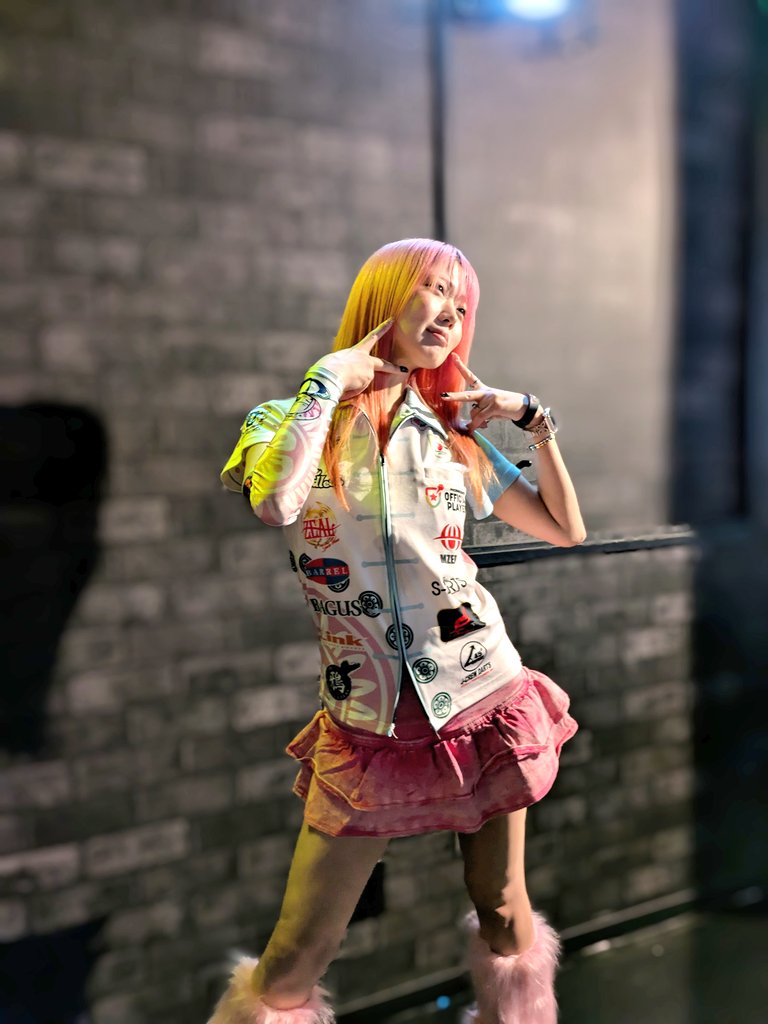 koumietemaruiyo's tweet image. Link蒲田牧野百花プレイヤーデイ🎯
ダーツやってカラオケやって楽しいLink蒲田さん
松田聖子の青い珊瑚礁とっても良かったわ🥰
ジョジョ立ちっぽいのもかわちーねぇ(*´ω`*)💕
仕事の疲れも吹き飛ぶわ(*´ω`*)
肝心のダーツも調子良かったし大満足でしたヽ(*ﾟ▽ﾟ)ﾉ
茨城大会頑張ってね😊👍