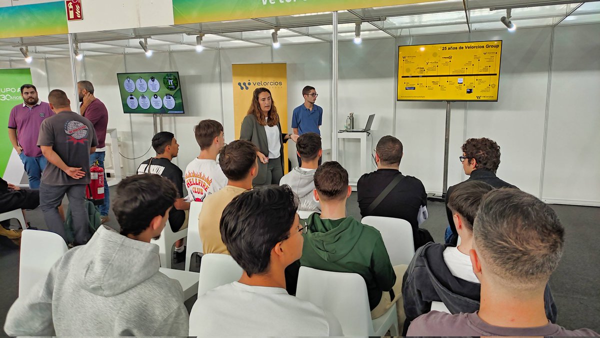 IES El Rincón tweet media