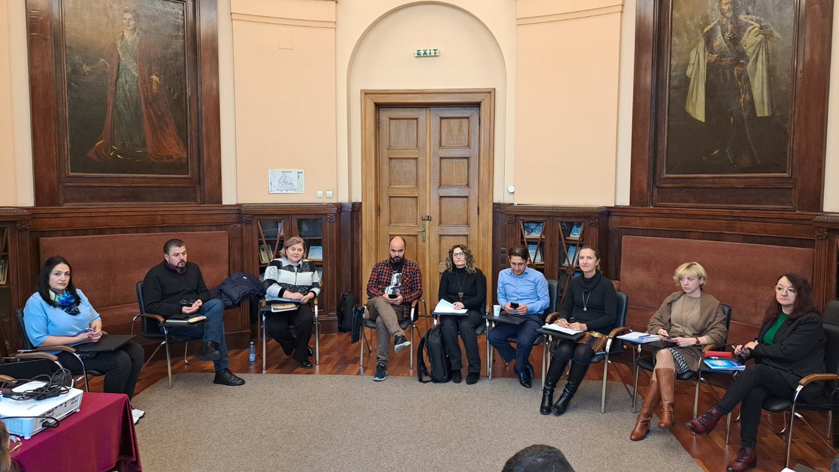 BiblioNationala's tweet image. Agenda întâlnirii de lucru din cadrul proiectului 🇪🇺#Bibliotech ,a inclus:
✔️coordonarea activităților de #digitalizare
✔️dezvoltarea platformei online #SchoolLibrary
✔️planificarea programelor educaționale 
🇲🇩 #BNRM facebook.com/BibliotecaNati…
🇷🇴@BCUIASI  facebook.com/BCUIasi/posts/…