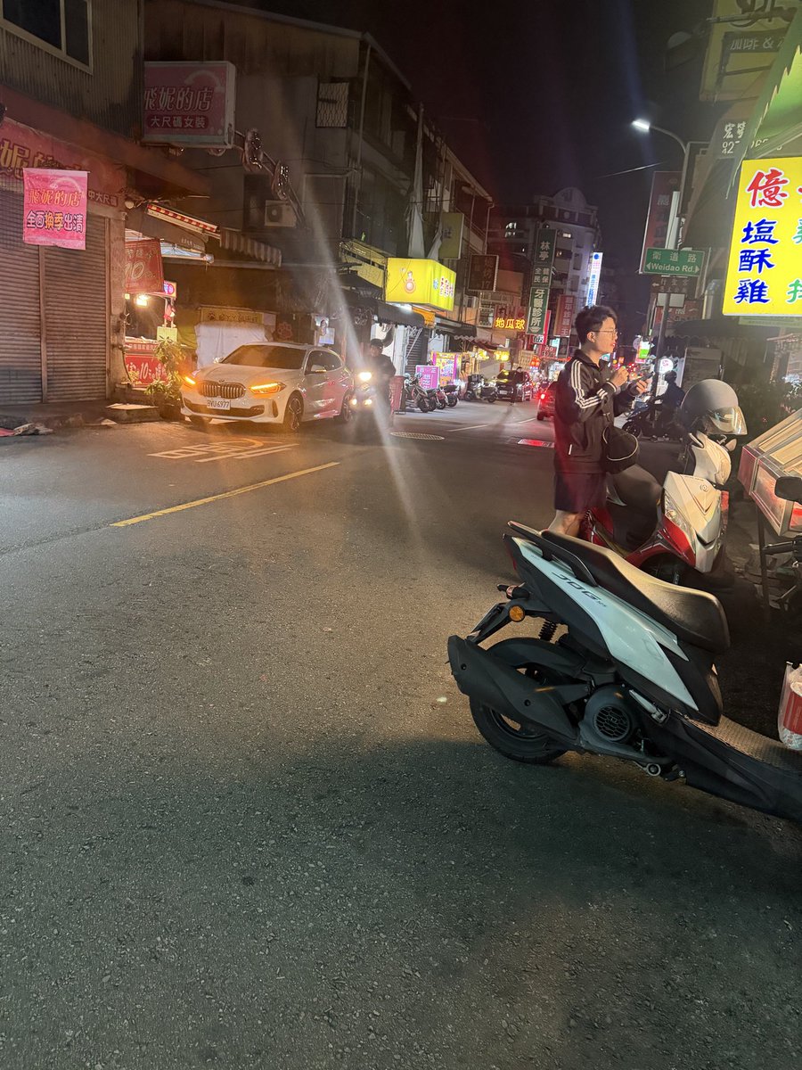 四天連假的最後一晚 
很開心的度過生日月 
也謝謝各位的祝福 
我祝福你們都有砲打