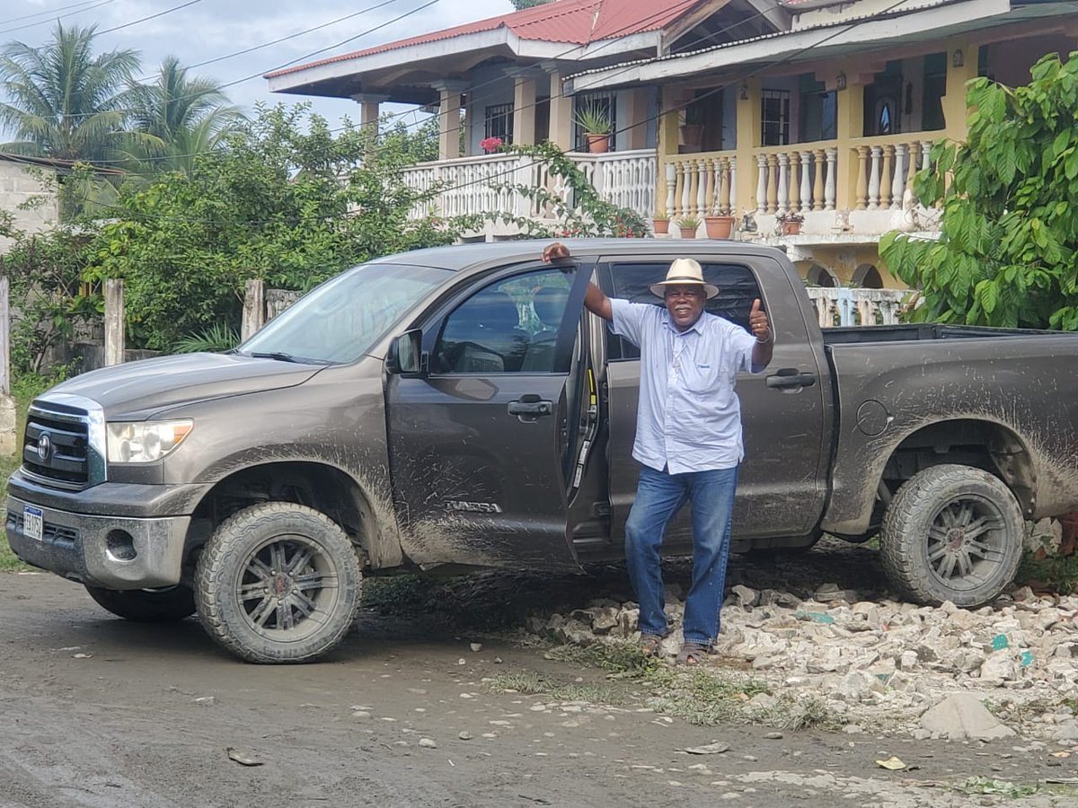 Con doble peso y medida <a href="/manuelzr/">Manuel Zelaya R.</a> intenta socavar el proceso a días de las elecciones generales, queriendo, atornillarse al poder sin entender que se está comiéndo su propio bómito político, dejando, al <a href="/PartidoLibre/">Partido Libre</a> y a <a href="/riximga/">Rixi Moncada</a> sin posibilidad de almenos unos cuantos diputados.