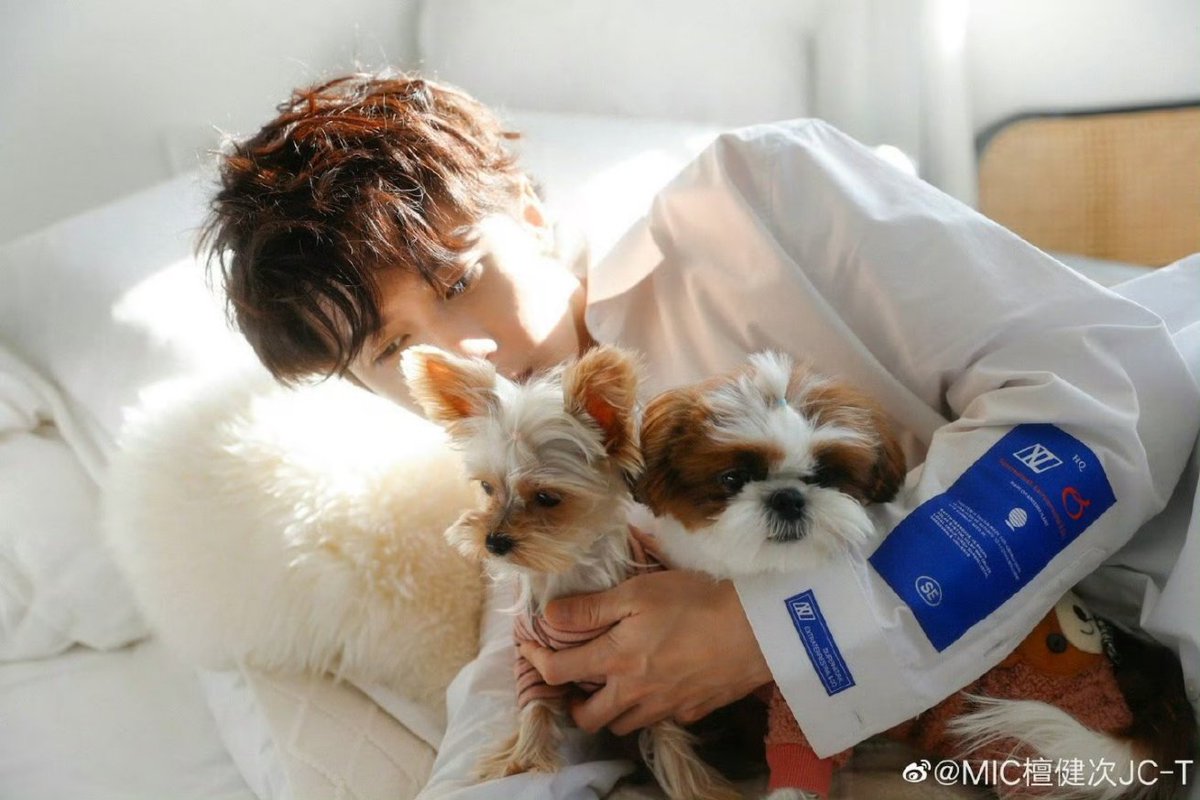 YongyeeVerse's tweet image. So harmony and so charming 🤍🤍

#TanJianci
#檀健次