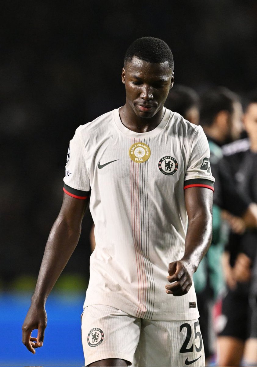 UTDTrey's tweet image. I swear I’ve never seen this brother nominated for an award