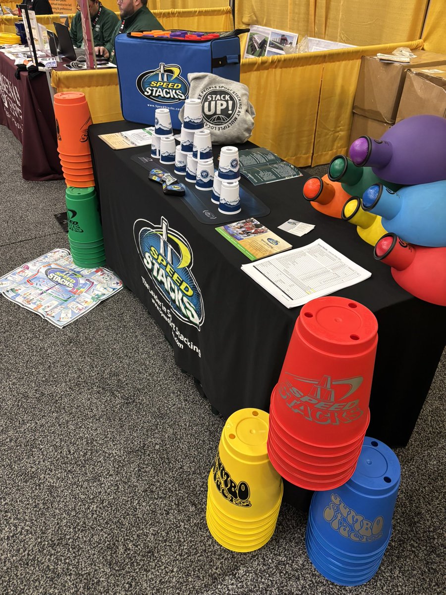 SpeedStacksInc's tweet image. It’s the final day of Stack UP! How about some stacking at @NYSAHPERD Educators testing their stacking skills at the Speed Stacks booth. 

#physed #stackup2025 #speedstacks