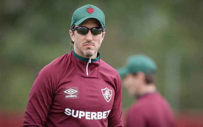 resenhaflutt's tweet image. Chegou bem em casa Zuzu?