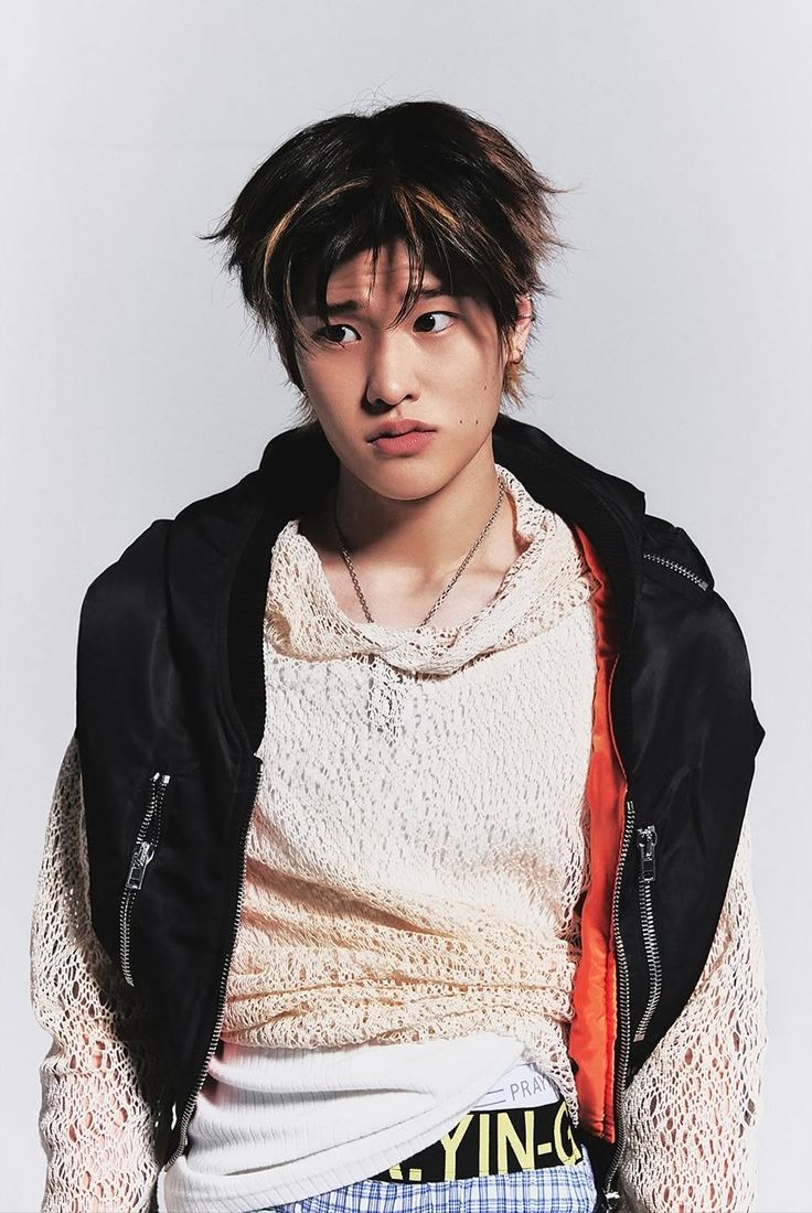 TheePopCore's tweet image. Happy 22nd birthday to the exceptionally gifted, incredibly talented, strikingly handsome, remarkably charismatic, passionate, and truly kind Sohee of RIIZE!