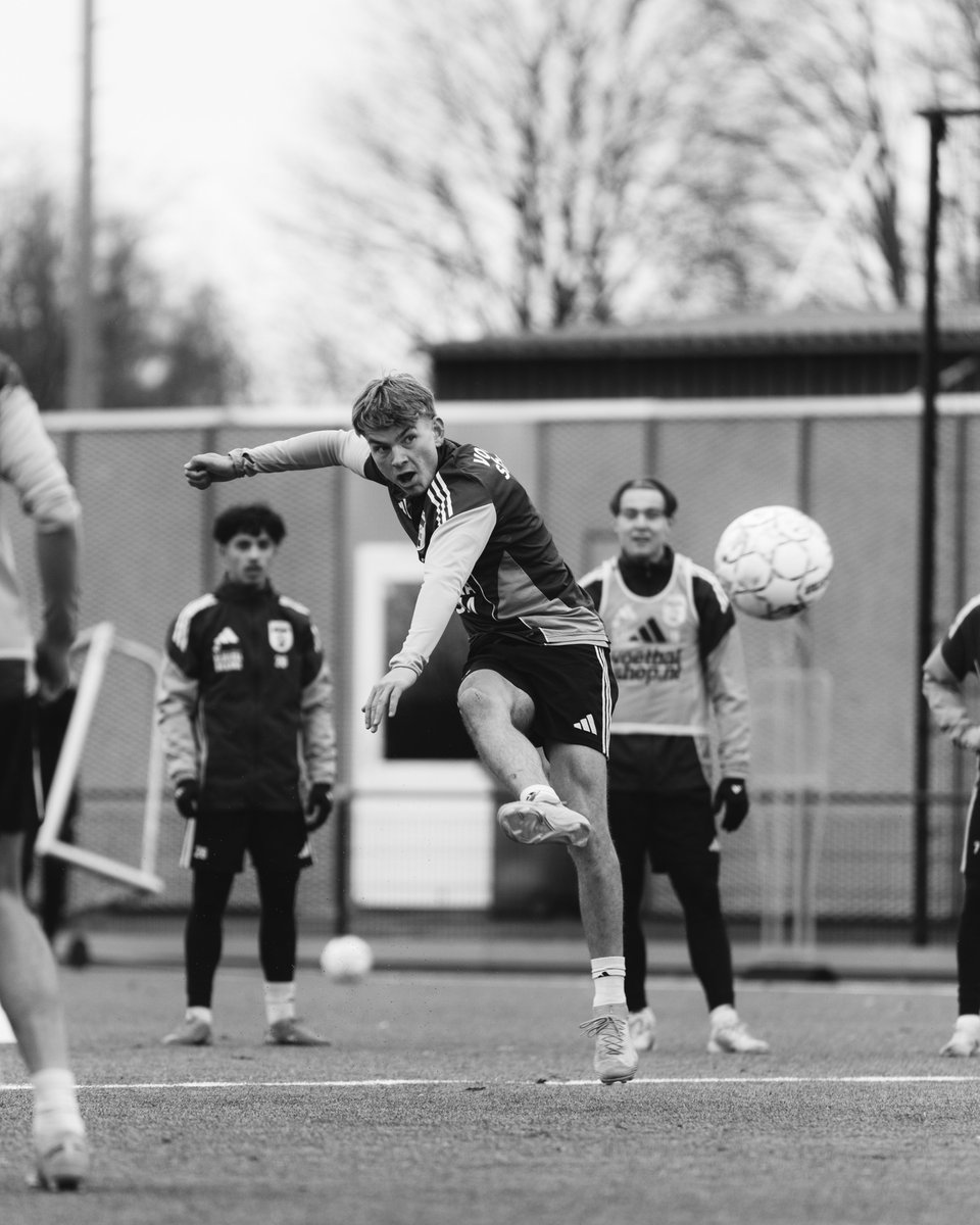 SCCambuurLwd's tweet image. Morgen de kraker #CAMADO 🔜💥