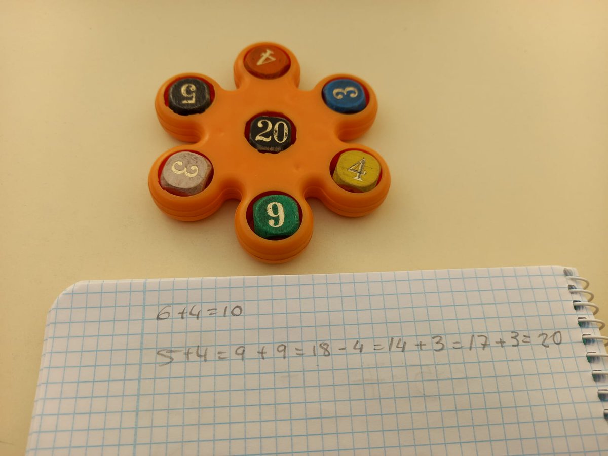 La_UPM's tweet image. En #UPMConecta también hemos puesto a prueba nuestro ingenio. La visita al Aula Taller de Matemáticas nos ha presentado varios acertijos a los que hemos tenido que dar respuesta. 
¿Te animas?
¡Apúntate a las últimas actividades de la semana!
upmconecta.es/actividades

#somosUPM