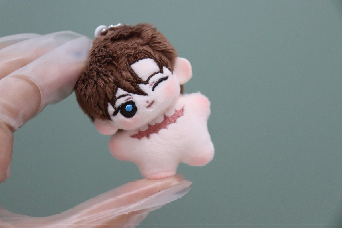 orange_et_pomme's tweet image. 💫혼돈의 카오스 한가운데에서 500팔 #RT 이벤트💫

500팔 기념으로 RT 추첨 한 분께 공식 최요원 5깅 또는 치비요원 중 원하시는 1체를 드립니다!
공식인형은 모자 쪽에 실밥튐 있어요 (사진참고)

✨추첨은 토요일 저녁에 하겠습니다
보잘것 없는 계정에 놀러와주셔서 감사합니다!