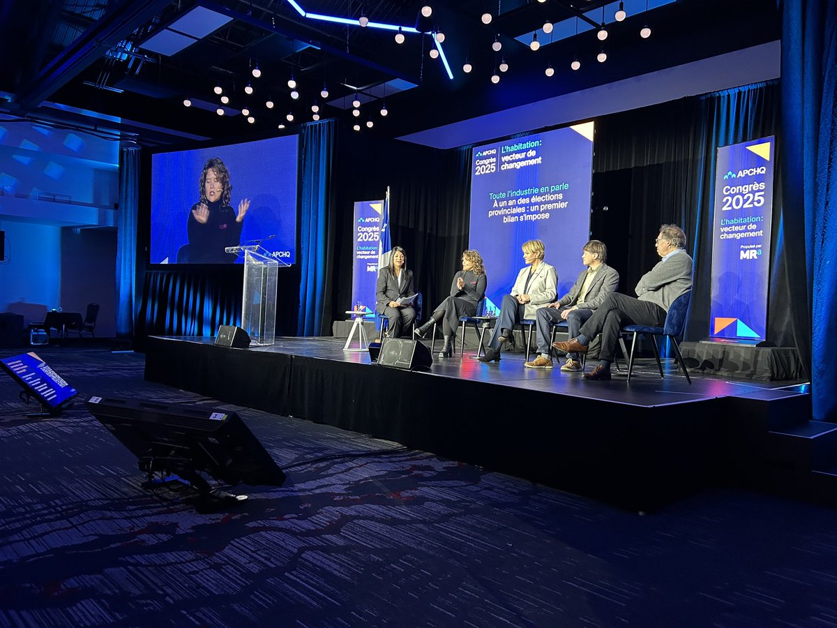 🎤 𝐏𝐥𝐞́𝐧𝐢𝐞̀𝐫𝐞 « 𝐓𝐨𝐮𝐭𝐞 𝐥'𝐢𝐧𝐝𝐮𝐬𝐭𝐫𝐢𝐞 𝐞𝐧 𝐩𝐚𝐫𝐥𝐞 » 𝐞𝐧 𝐜𝐨𝐮𝐫𝐬
 
Bilan sans détour des actions gouvernementales pour atténuer la crise de l'habitation.
 
Animé par <a href="/Yasmine_Abdel/">Yasmine Abdelfadel</a> 
 
#APCHQ #Congrès2025APCHQ #polqc