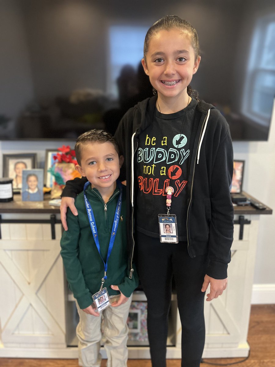 NavarraMrs's tweet photo. Trading Places Day at PSS! We love a theme!!! Vin dressed as @MrTrotta &amp; Sophia dressed as @MrsCusumano6 📚✏️🏫 @polk_street https://t.co/ayTWHW5jin