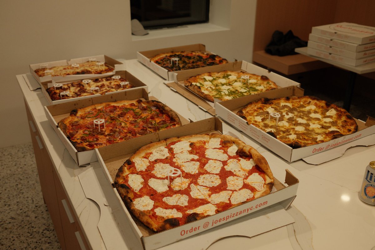 joinwarp's tweet image. Warp x @EffectTS_  in NYC was a blast

shoutout to @EffectfulTech, @MichaelArnaldi, @MirelaPriftix and @kitlangton for bringing an awesome group