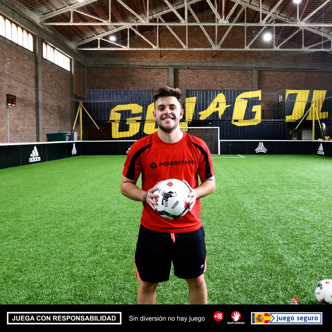 🔥 ¡ESTAMOS EN DIRECTO! 🔥 

Ya tenemos a Estiwinho "O fenômeno do naipe" en directo, jugando torneos de las #GalacticSeries 

¡VENTE! 👇 👀 

🔗 psta.rs/TwitchES