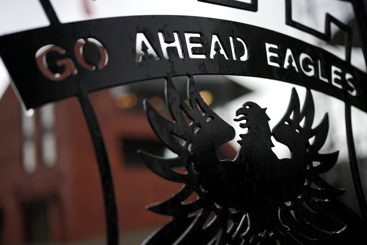 GAEagles's tweet image. Go Ahead Eagles heeft van de UEFA meerdere geldboetes gekregen vanwege incidenten tijdens de wedstrijden tegen Aston Villa en FC Salzburg. In totaal moet de club 7.750 euro betalen.

Lees meer:
➡️ ga-eagles.nl/uefa-legt-go-a…