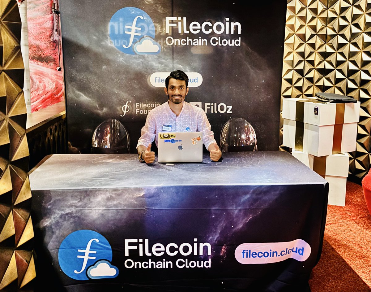 one last time for this year, representing <a href="/protocollabs/">Protocol Labs</a> n <a href="/Filecoin/">Filecoin</a> at ETHGlobal Buenos Aires 🇦🇷

come say hi and get the alpha on FOC ☁️