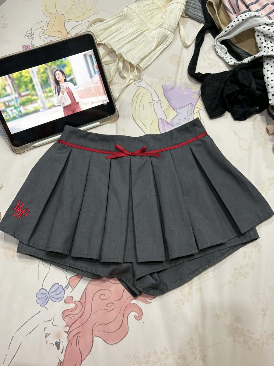farizary1's tweet photo. Beming 200 ka Size S

#ส่งต่อbeming #ส่งต่อbemingbkk #เสื้อผ้ามือสองสภาพดี #โล๊ะตู้ #ส่งต่อเสื้อผ้า #ส่งต่อเสื้อผ้ามือสอง #ส่งต่อcintageshop #cintageshop #เสื้อผ้ามือสอง #เสื้อผ้ามือ2 https://t.co/ybECcaYOi4
