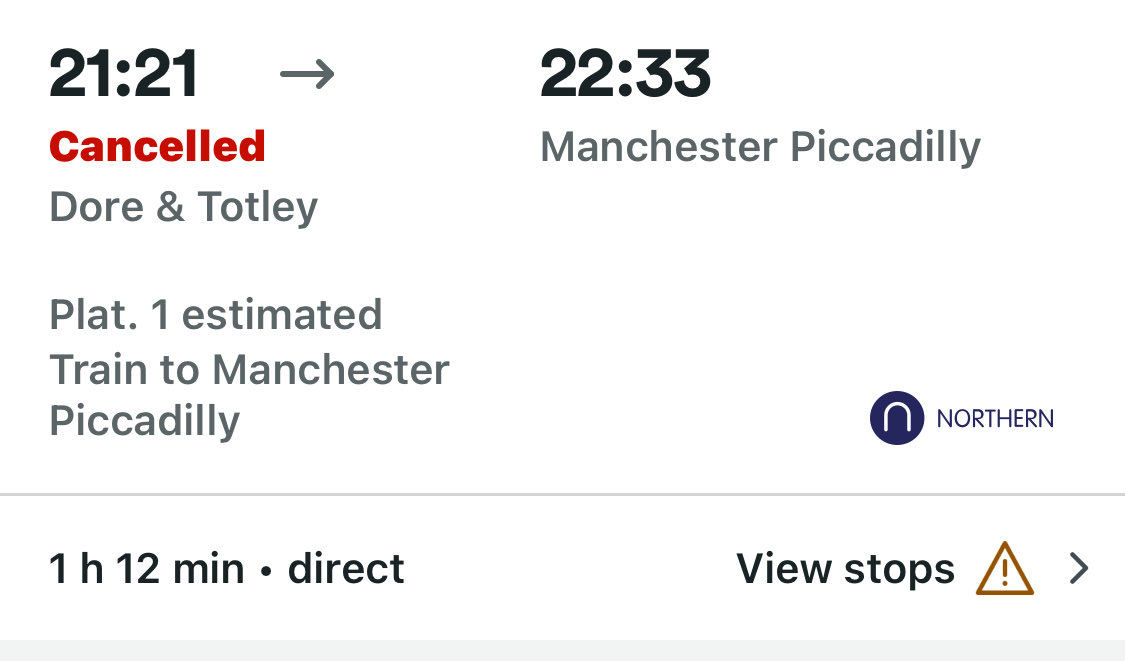 Tellthetruth131's tweet photo. @northernassist @RichyG24711026 @guardian I've just replied! This was the train. Don't make this any worse by attempting the blame an unrelated train company. It's clearly a Northern Train https://t.co/Fd8cvHpkUX