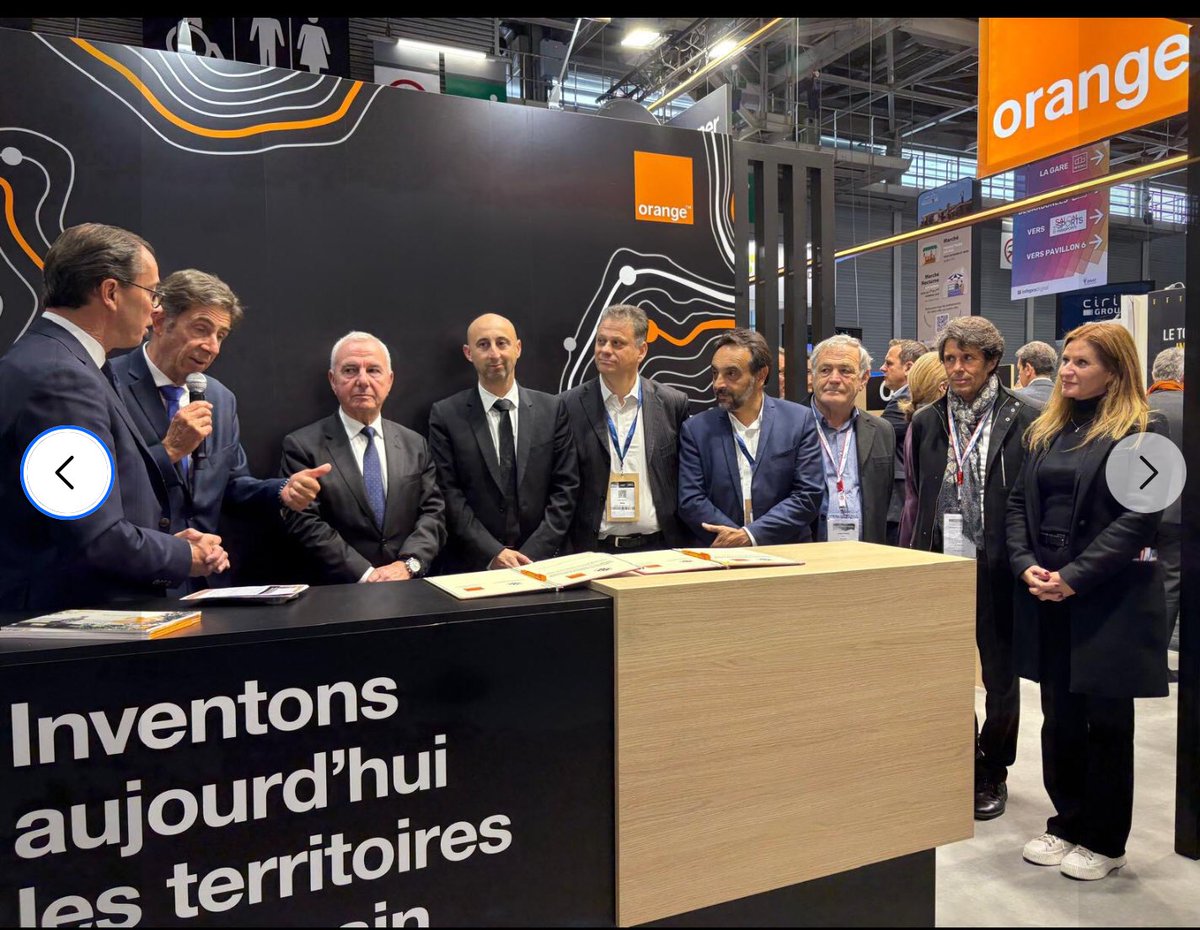 Très heureux de signer <a href="/salondesmaires/">Salon des Maires et des Collectivités</a> avec le président <a href="/AlpesMaritimes/">alpesmaritimes</a> <a href="/ca_ginesy/">Charles Ange Ginésy</a> une convention sur l éducation numérique et le bon usage de l internet

     🌿20 collèges du #06 impliqués 

     🌿un projet innovant avec  le procès  des réseaux sociaux vu par les collégiens.