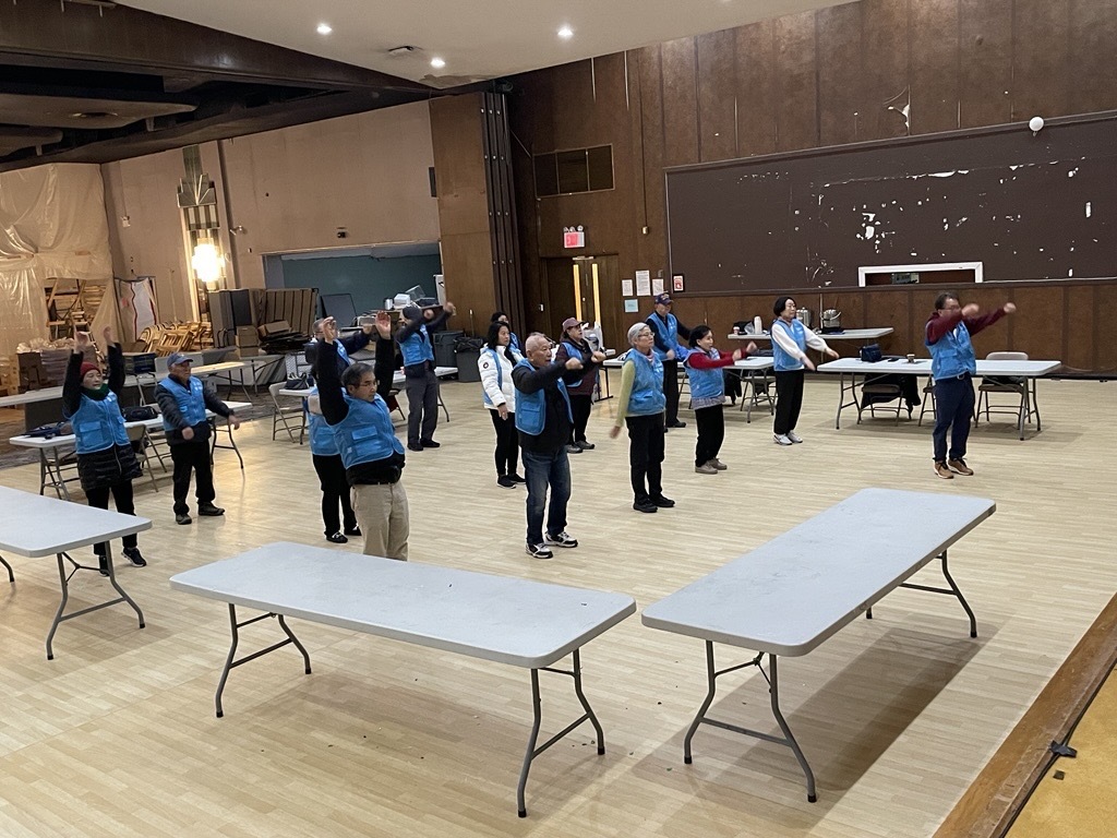 kcsnewyork's tweet image. Rain won’t stop us! 

Today, we planned to visit Alley Pond Park for a community clean-up and a walk, but due to the rain, we switched plans and enjoyed a great indoor exercise session at KCS instead. 
#RainyDayPlan #CommunityActivity #IndoorExercise #StayActive #CommunityHealth