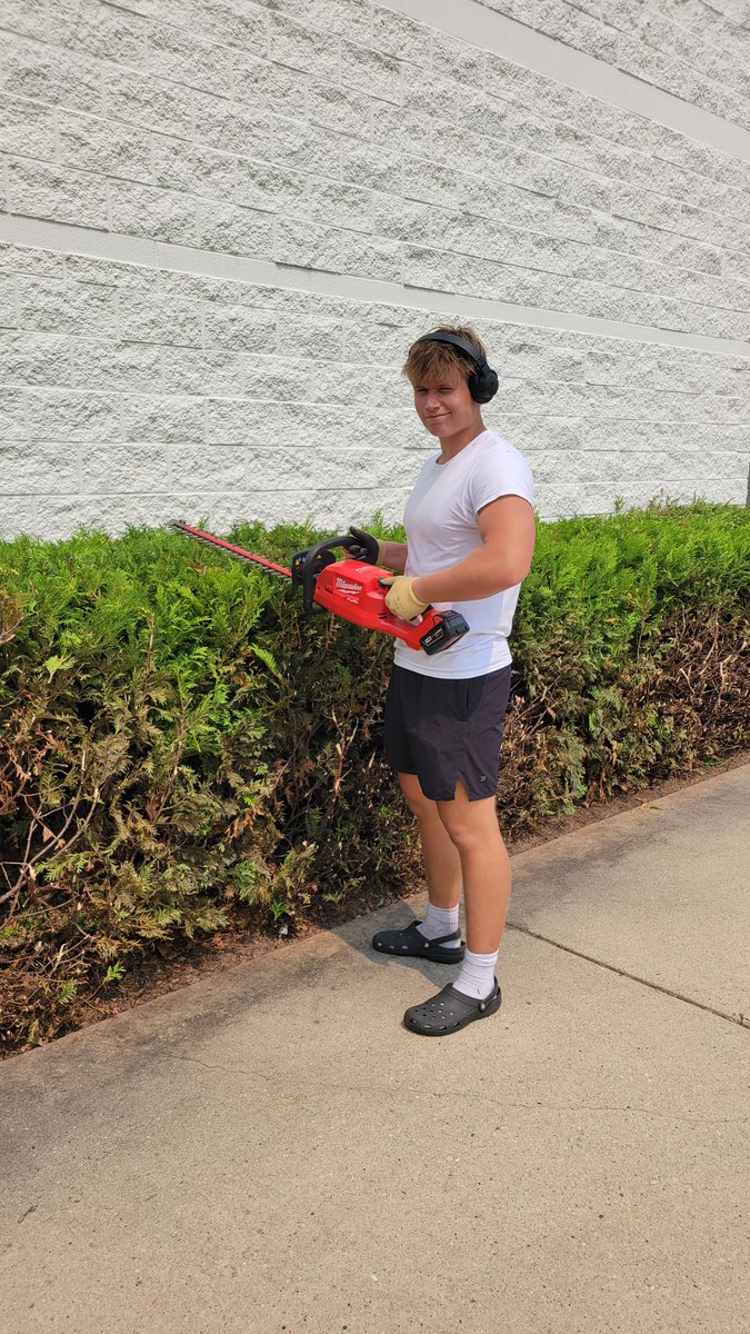 GivingTreeHSSD's tweet image. Pirate Football is Back 2 Back! ⭐ For the second year in a row!  
The Giving Tree would like to wish 2 of our @BayPortYSL  volunteer team members the best of luck tomorrow at Camp Randall! 
🏴‍☠️ Let's Go! 
 @HSSD @BayPortFootbal1