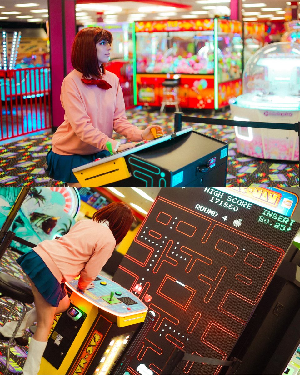 TheDishDragon's tweet photo. Take a break at the Arcade with Momo Ayase 👽👾

#Dandadan #cosplay #PacMan https://t.co/zfMltsH3nT