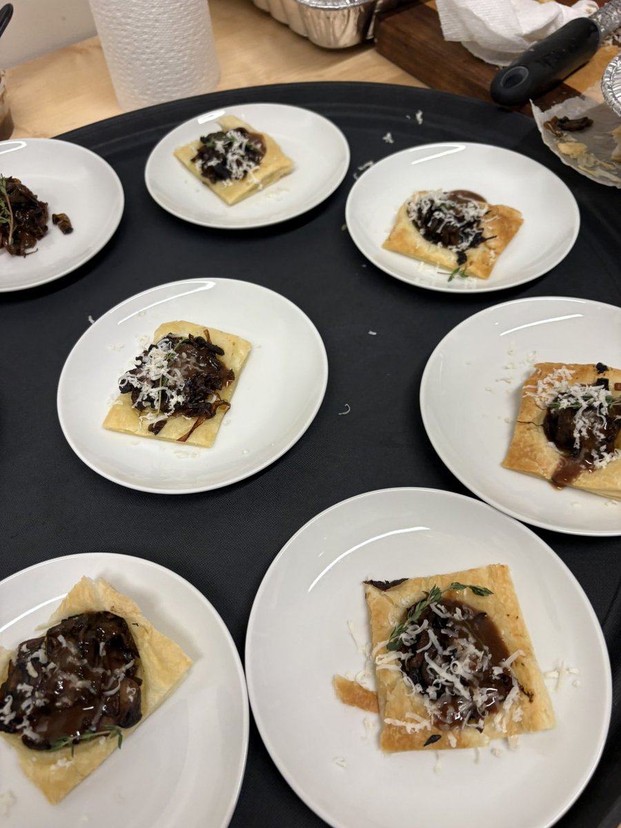 Chef Mikes Menu tweet media